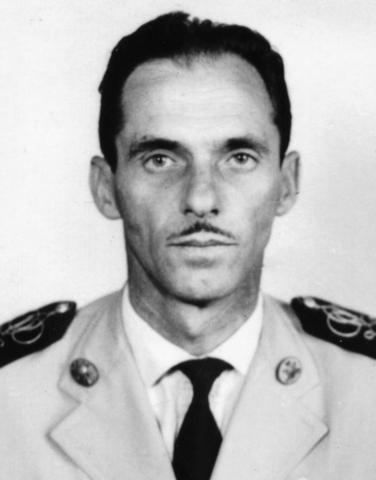 Major Milton de Mello